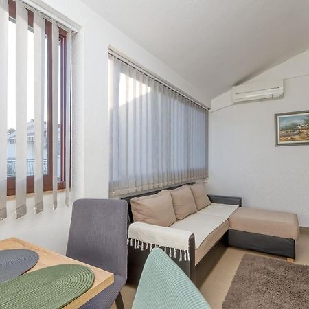Apartment Lucijan Пореч Екстериор снимка