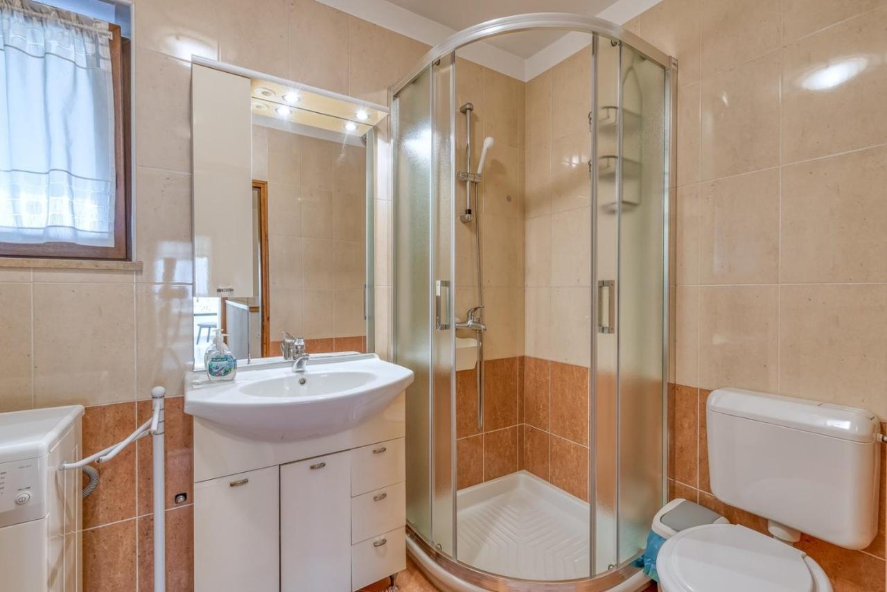 Apartment Lucijan Пореч Екстериор снимка