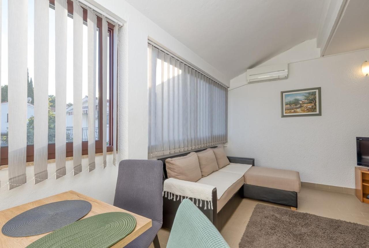 Apartment Lucijan Пореч Екстериор снимка