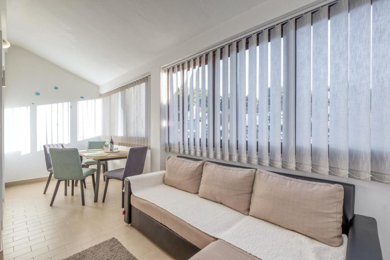 Apartment Lucijan Пореч Екстериор снимка